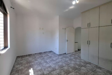 Casa com 2 dormitórios à venda por R$ 645.000 - Boqueirão - Santos/SP