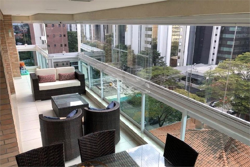 Apartamento à venda com 4 suítes em Brooklin, São Paulo, SP