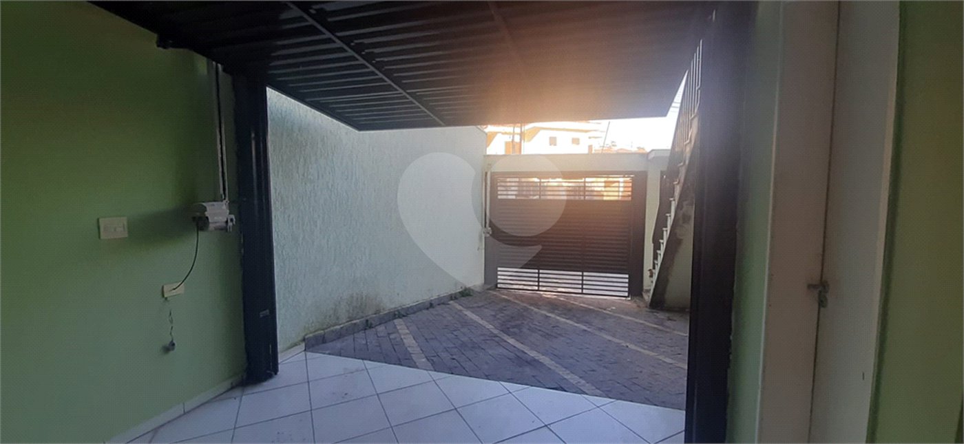 Sobrado à venda com 3 suítes em Tremembé, São Paulo, SP