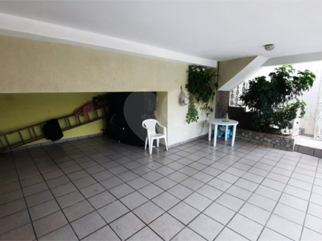 Sobrado à venda com 6 quartos, sendo 2 suítes,  em Santana, São Paulo, SP