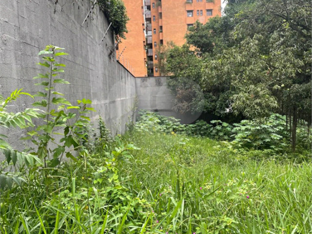 Terreno à venda em Jardim Guedala, São Paulo, SP