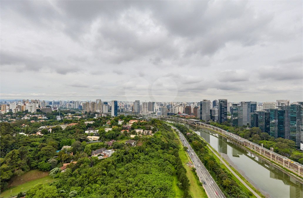 Parque Global/ 3 suítes, 3 vagas