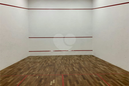 Apartamento venda / locação Vila Nova Conceição, 80m², andar alto, 1 suíte e 2 vagas