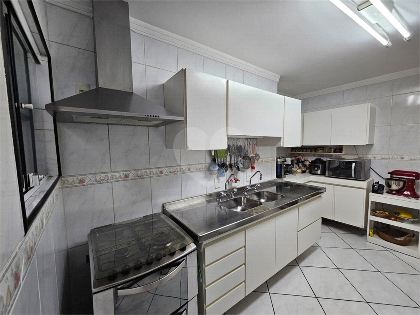 Casa Térrea à venda com 3 suítes em Alto da Boa Vista, São Paulo, SP