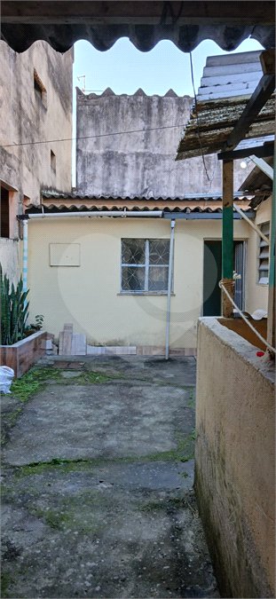 Casa à venda com 3 quartos em Santíssimo, Rio de Janeiro, RJ