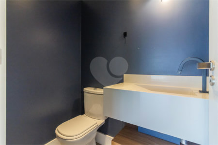 Apartamento à venda com 3 quartos, sendo 2 suítes, em Pinheiros, São Paulo, SP