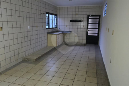 Casa à venda ou para alugar com 4 quartos, sendo 2 suítes, em Jardim Morumbi, Araraquara, SP