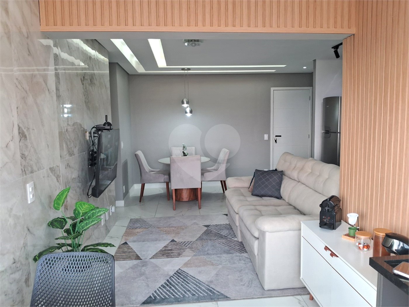 Apartamento à venda com 2 quartos, sendo 1 suíte, em Vila Guilherme, São Paulo, SP