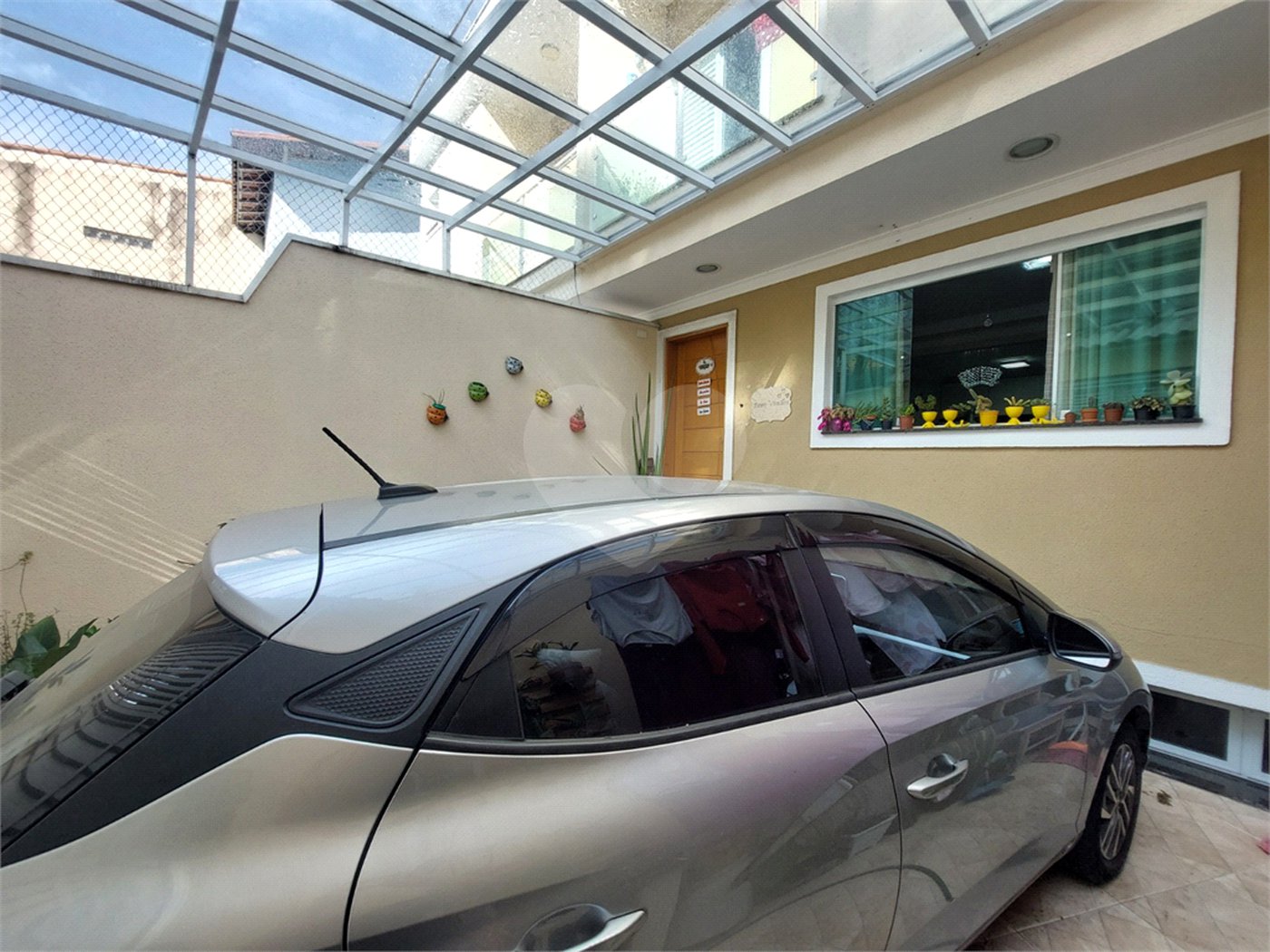 Casa à venda com 3 quartos, sendo 2 suítes,  em Jardim Lallo, São Paulo, SP