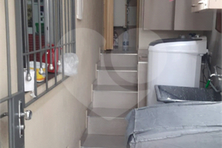 Sobrado à venda com 3 quartos em Jaraguá, São Paulo, SP