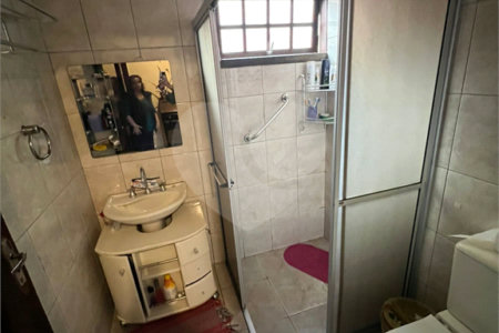 Casa à venda com 4 quartos, sendo 1 suíte,  em Jardim Ponte Grande, Mogi das Cruzes, SP
