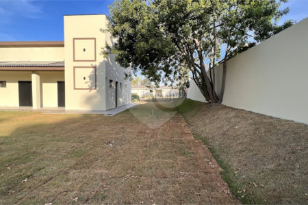 Casa à venda com 3 suítes no condomínio Village Ipanema 1, Araçoiaba da Serra - SP