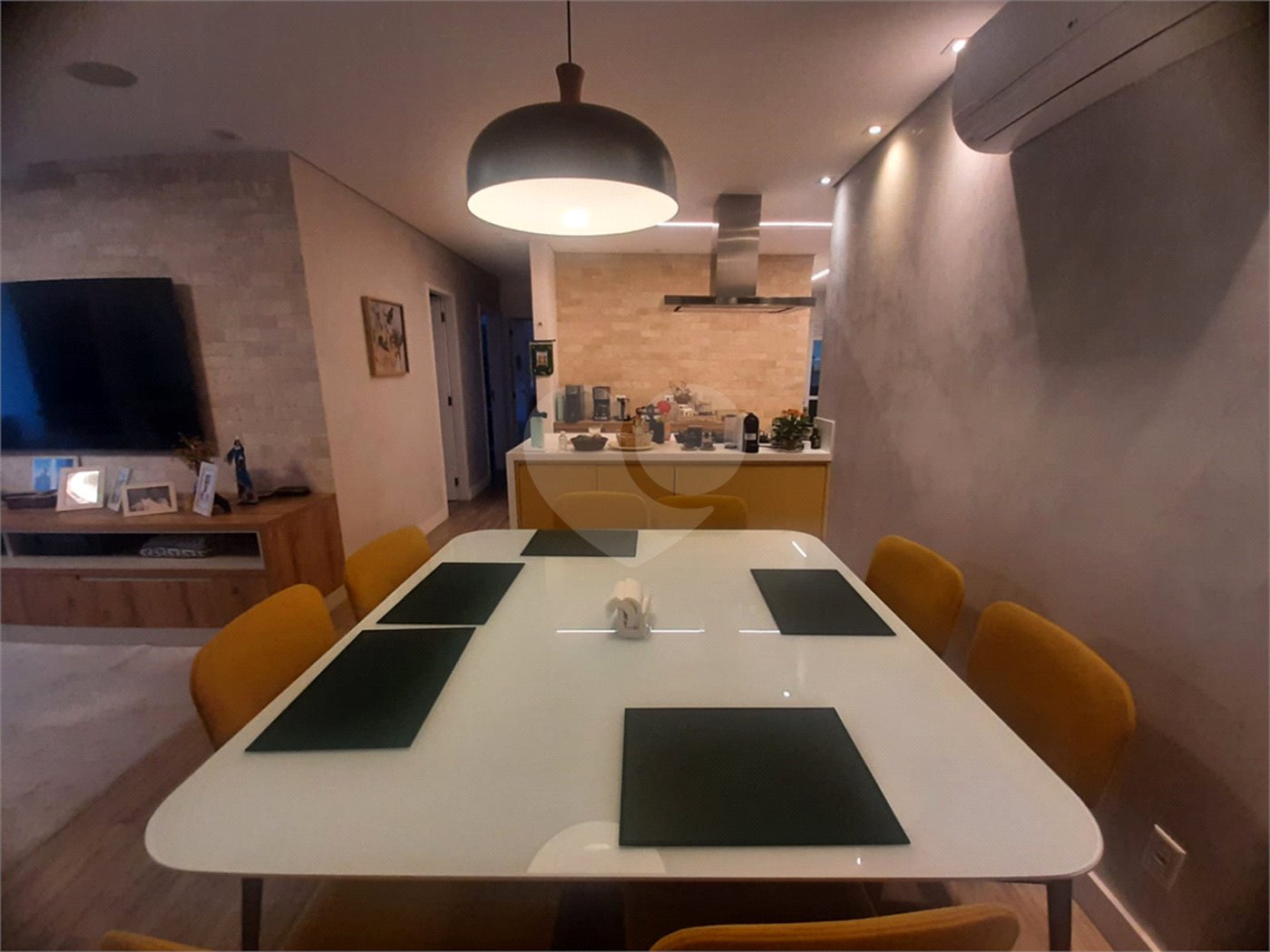 Apartamento à venda com 3 quartos, sendo 1 suíte, em Tremembé, São Paulo, SP