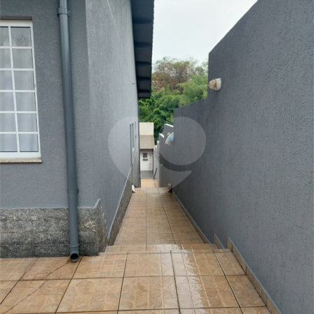 Casa à venda com 3 quartos, sendo 2 suítes, no Centro, Bom Jesus dos Perdões, SP