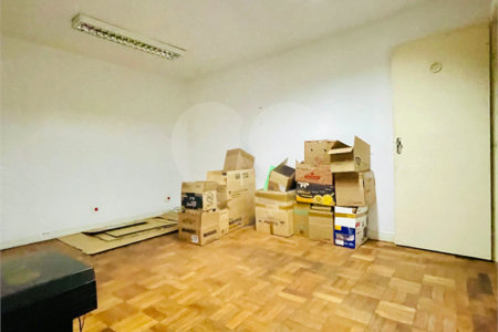 Casa à venda com 12 quartos em Vila Mariana, São Paulo, SP