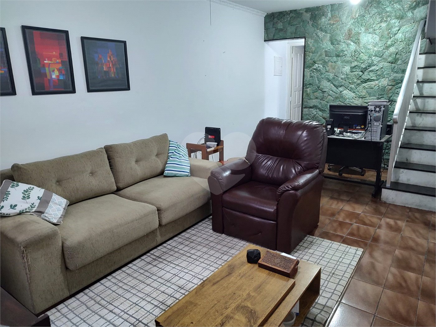 Casa à venda com 3 quartos, sendo 2 suítes, em Vila Nivi, São Paulo, SP