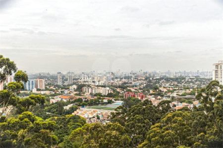Apartamento à venda com 3 suítes em Vila Suzana, São Paulo, SP