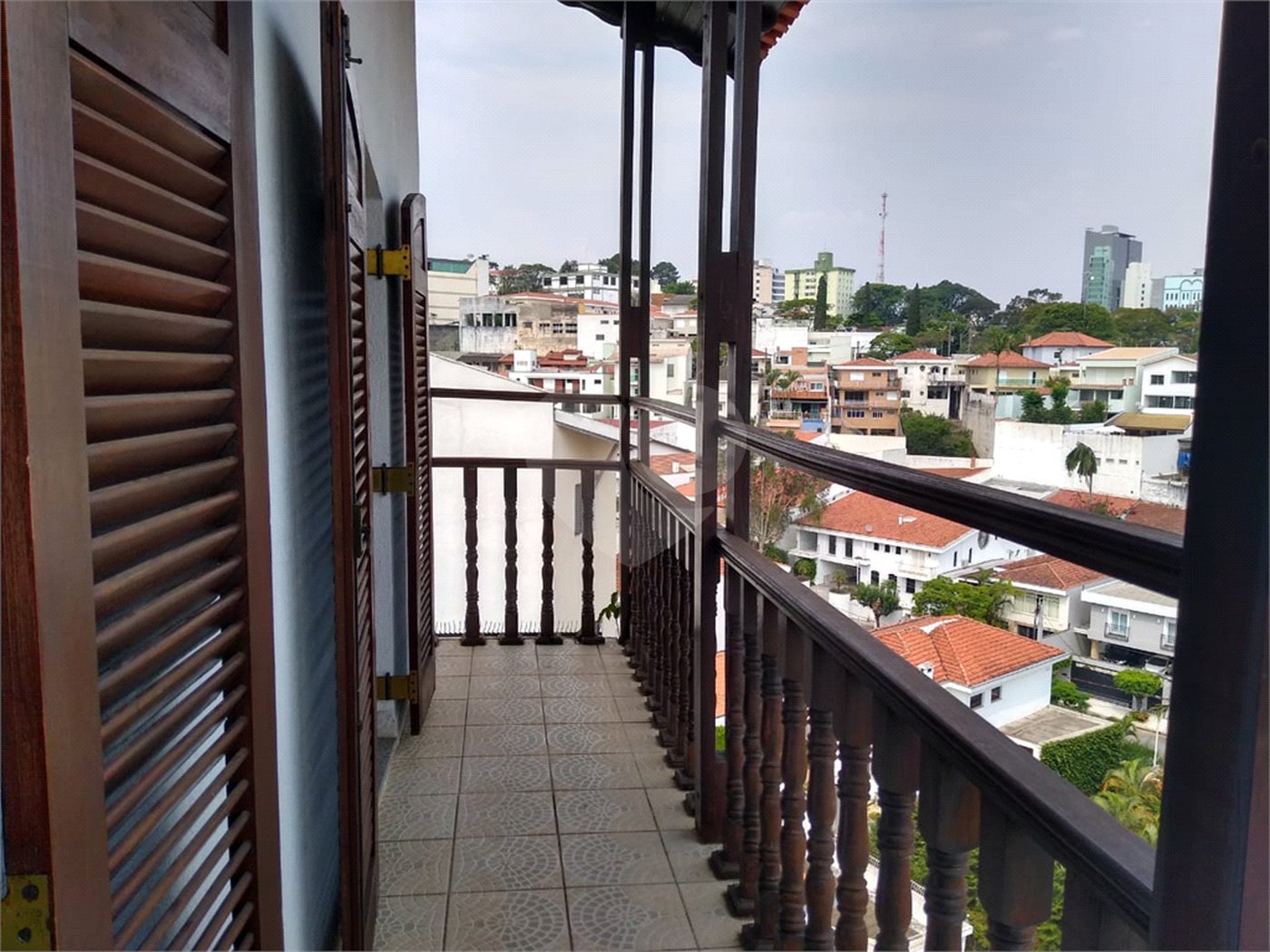 Sobrado à venda com 4 quartos, sendo 2 suítes, em Jardim Franca, São Paulo, SP