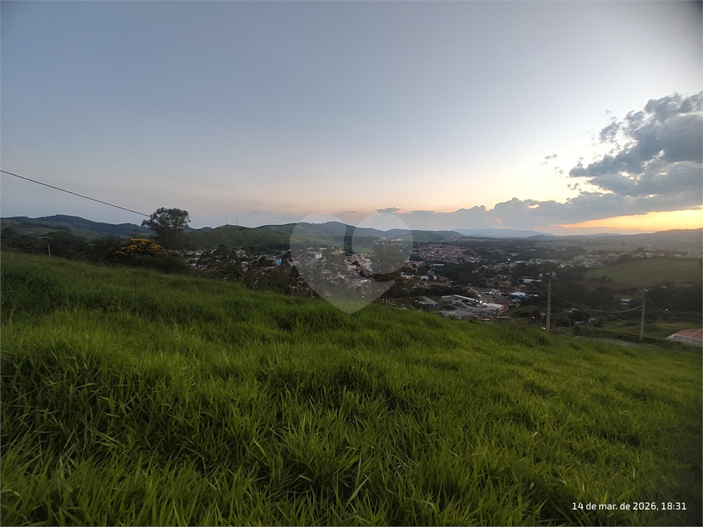 Terreno à venda no condomínio Paraíso da Montanha, Piracaia - SP