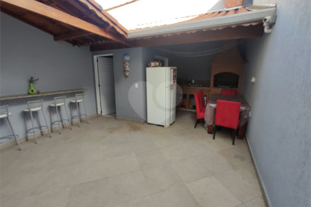 Sobrado à venda com 3 quartos, sendo 1 suíte, em Vila Ema, São Paulo, SP