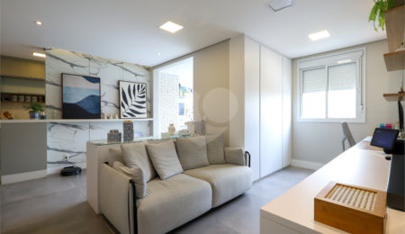 Apartamento à venda com 2 quartos, sendo 1 suíte,  em Santo Amaro, São Paulo, SP