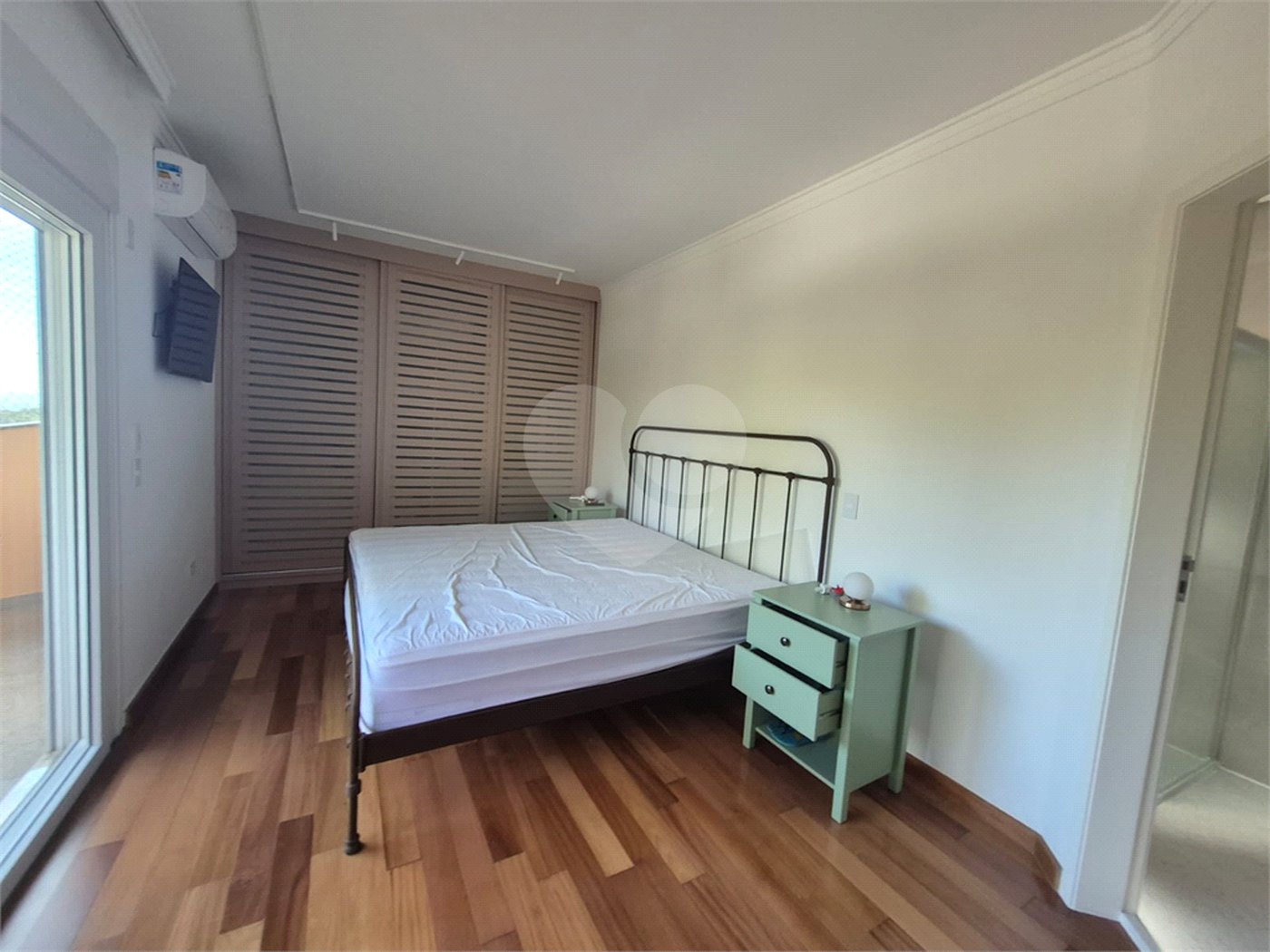 Casa à venda com 3 suítes no condomínio Parque Imperial da Cantareira, Mairiporã - SP