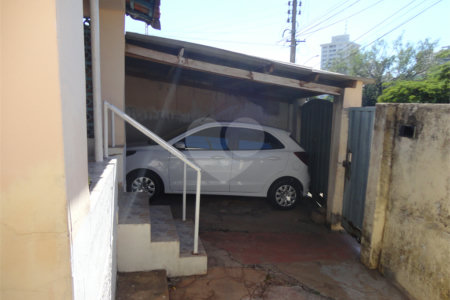 Casa à venda com 2 quartos em Vila Bissoto, Valinhos, SP