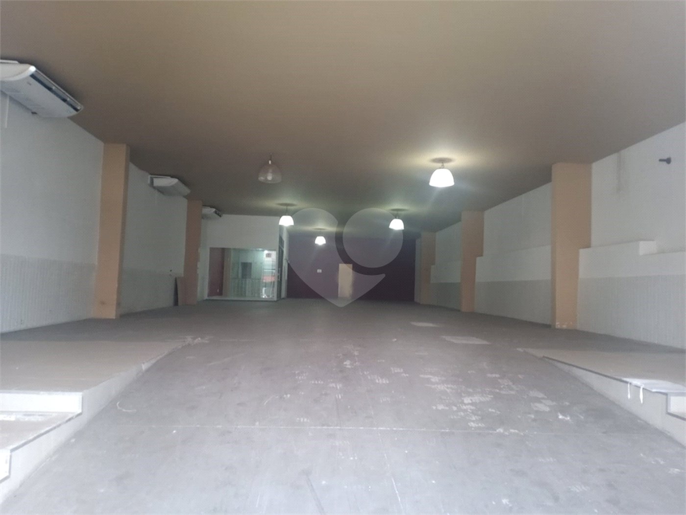 Salão Comercial à venda ou para alugar em Marambaia, Vinhedo, SP
