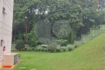 Apartamento à venda com 2 quartos em Jardim Ísis, Cotia, SP