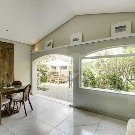 Casa à venda com 5 suítes em Vila Tramontano, São Paulo, SP