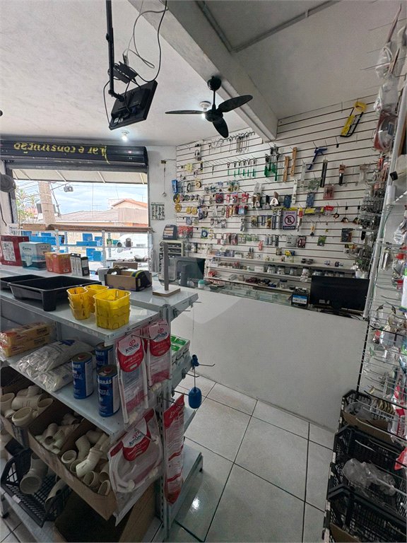 Salão para alugar em Vila Acoreana, Poá, SP
