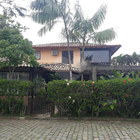 Casa em condomínio à venda com 2 quartos, sendo 1 suíte,  em Portal da Ferradura, Armação dos Búzios, RJ