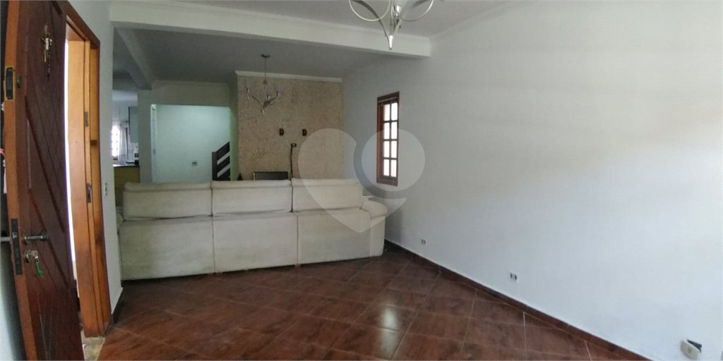 Casa à venda com 4 quartos, sendo 2 suítes, em Barreiro, Mairiporã, SP