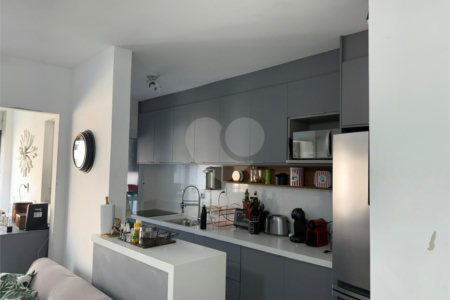 Apartamento à venda com 2 quartos em Vila Suzana, São Paulo, SP