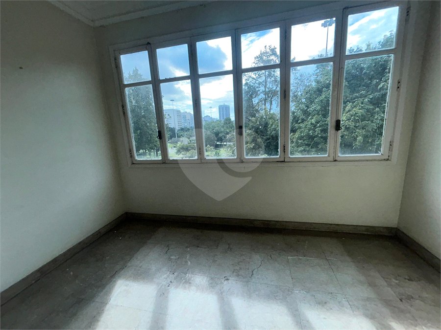 Apartamento à venda com 4 quartos, sendo 1 suíte,  em Flamengo, Rio de Janeiro, RJ