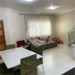 Casa à venda com 3 quartos, sendo 2 suítes, no condomínio Ibarra, São Paulo - SP