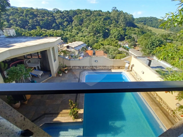 Casa à venda com 3 suítes em Tremembé, São Paulo, SP