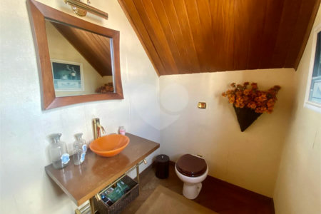 Casa à venda com 4 quartos, sendo 3 suítes, em Jardim Maia, Guarulhos, SP