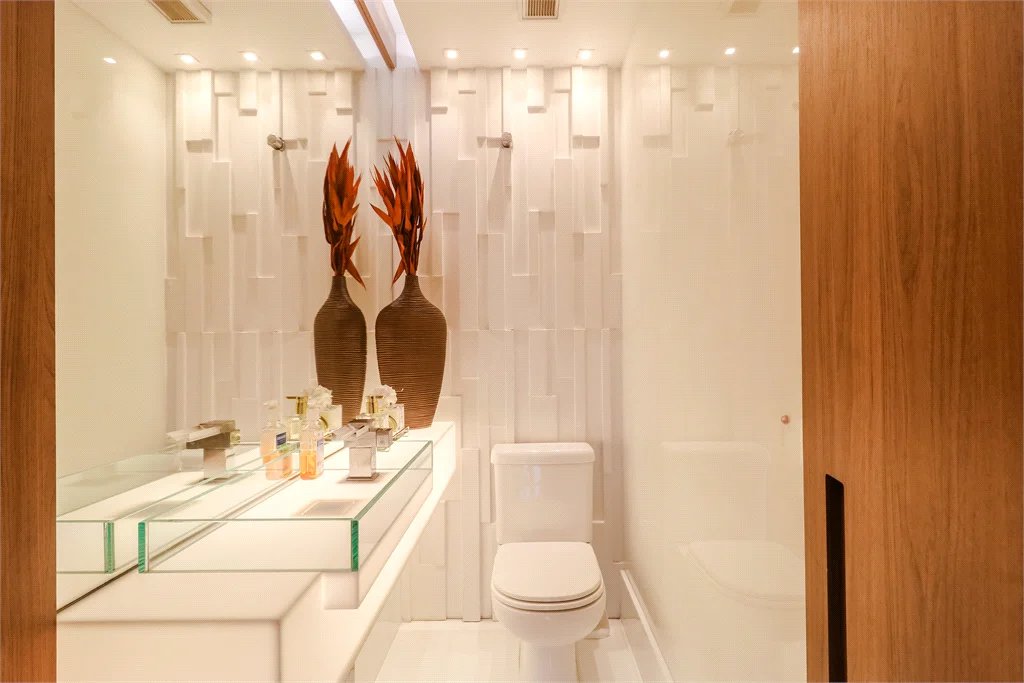 Apartamento à venda com 3 suítes em Cidade Monções, São Paulo, SP