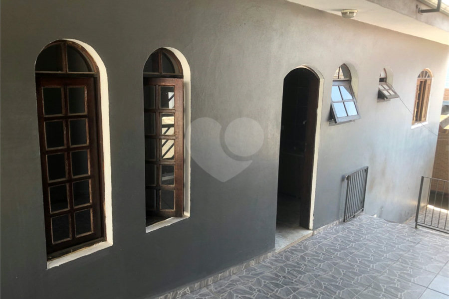 Casa à venda com 3 quartos em Vila Medeiros, São Paulo, SP