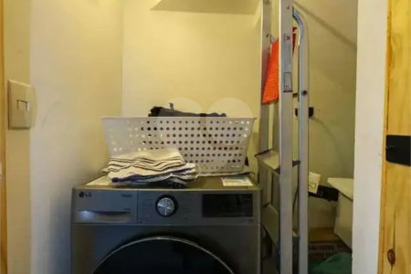 Casa à venda com 2 quartos, sendo 1 suíte,  no condomínio Cube Real Parque, São Paulo - SP