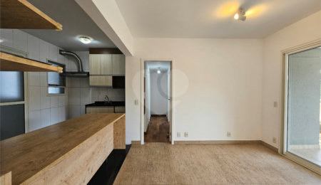 Apartamento à venda com 3 quartos, sendo 1 suíte, em Chácara Santo Antônio (zona Sul), São Paulo, SP