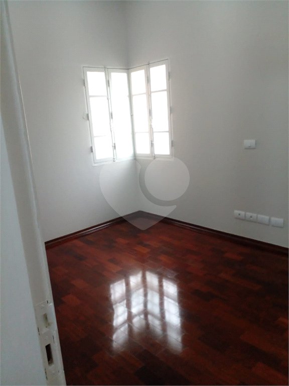 Sobrado à venda ou para alugar com 3 quartos, sendo 1 suíte, no Centro, Salto, SP