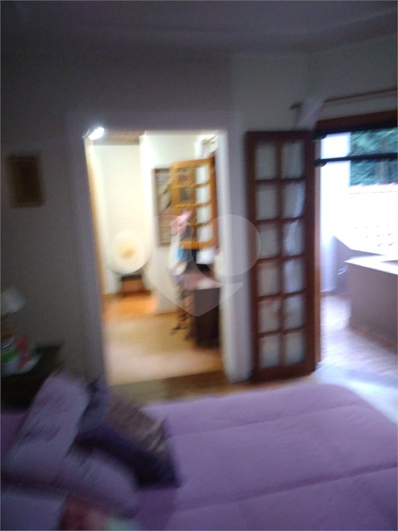 Casa à venda com 4 quartos, sendo 3 suítes, no condomínio Da Serra, São Paulo - SP