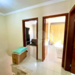 Sobrado à venda com 4 quartos, sendo 1 suíte, em Jardim Santa Bárbara, Sorocaba, SP