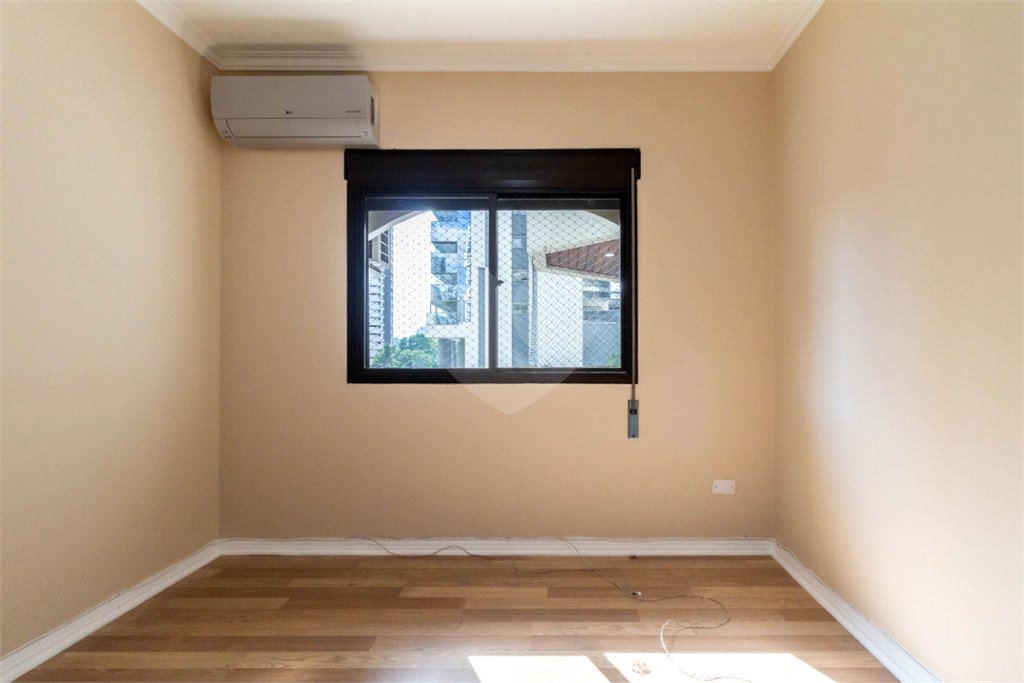 Apartamento à venda com 3 quartos, sendo 1 suíte, em Brooklin, São Paulo, SP