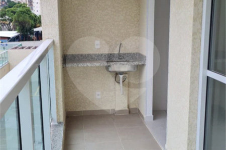 Apartamento à venda com 3 quartos, sendo 1 suíte, em Vila Galvão, Guarulhos, SP