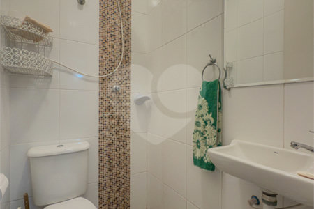 Casa à venda com 3 quartos, sendo 2 suítes,  em Jardim da Saúde, São Paulo, SP