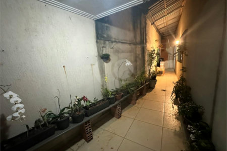 Casa à venda ou para alugar com 3 quartos, sendo 1 suíte,  em Jardim Vivan, São Paulo, SP