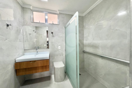 Apartamento à venda com 4 quartos, sendo 1 suíte, em Chácara Santo Antônio, São Paulo, SP